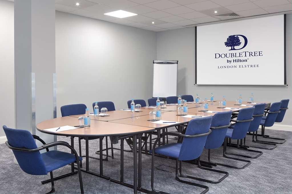 Hotel Doubletree By Hilton London Elstree Borehamwood Einrichtungen foto